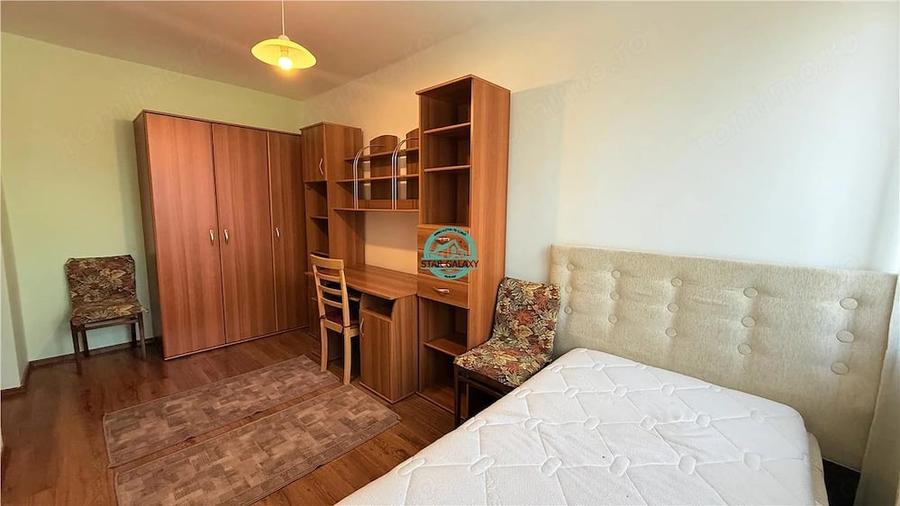 Apartament cu 3 camere semidecomandat în Libertății