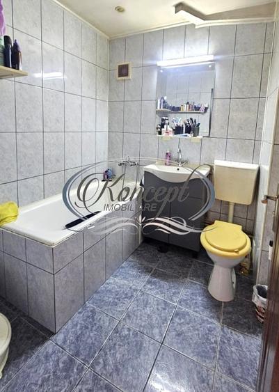 Apartament cu 3 camere decomandat, mobilat în Mănăștur