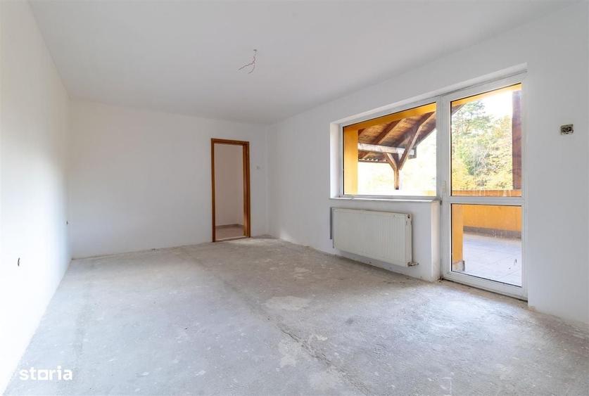 Casă cu 4 camere în Paltin