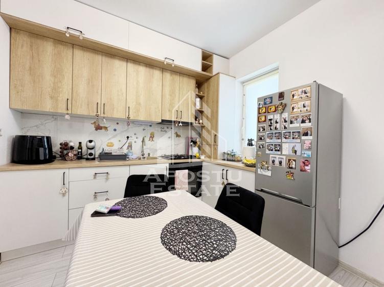 Apartament cu 2 camere semidecomandat, mobilat în Giroc