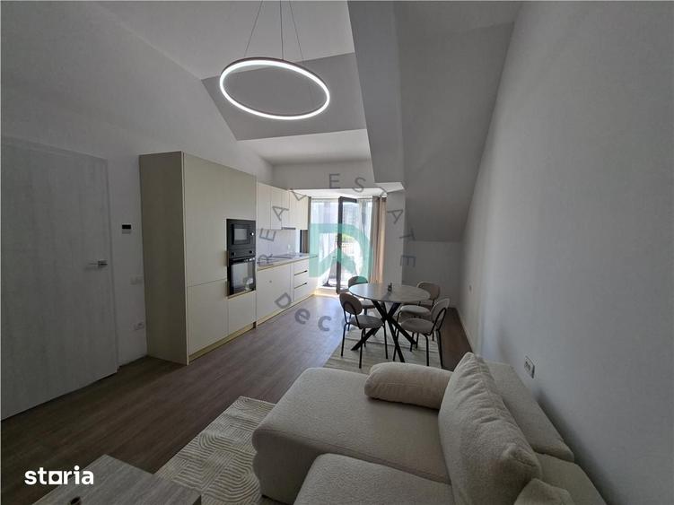 Apartament-penthouse 3 camere Pet Friendly Tractorul, 70 mp - Brasov - 1