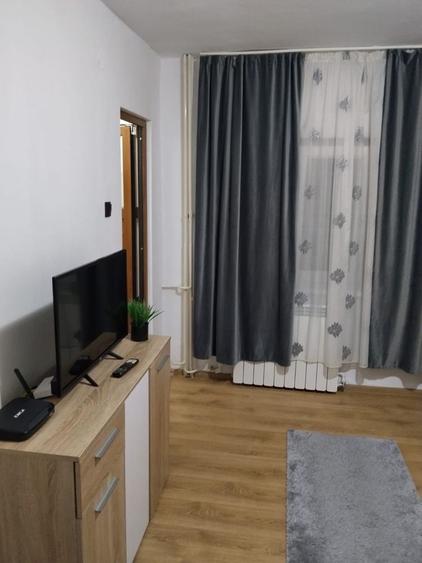 Garsonieră nedecomandată în Gura Văii