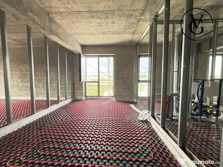 Apartament cu 4 camere decomandat în Central