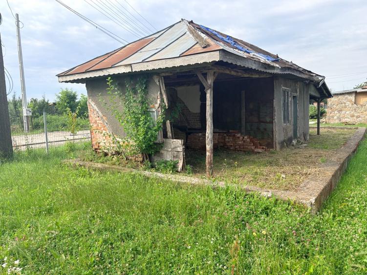 Casă cu 2 camere în Central