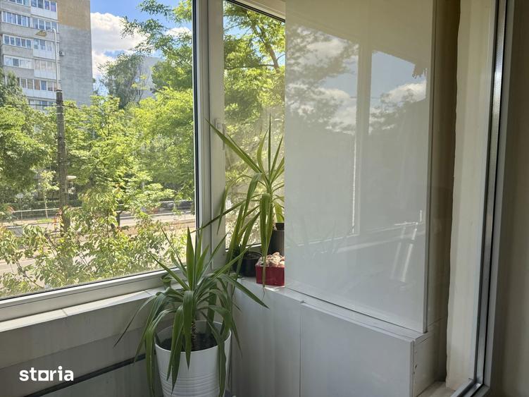 Apartament 2 camere, transformat in 3 - 1