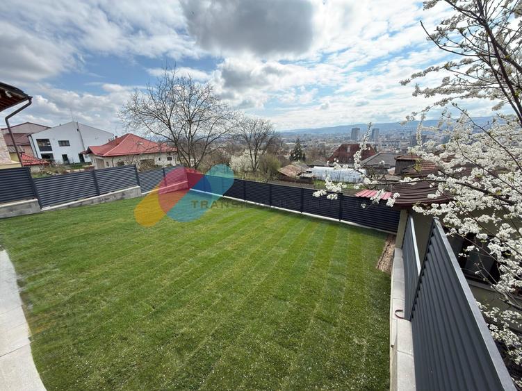 Casă individuala, 258 Mp + teren 446 mp, priveliste spre oras, Dâmbul Rotund - 2