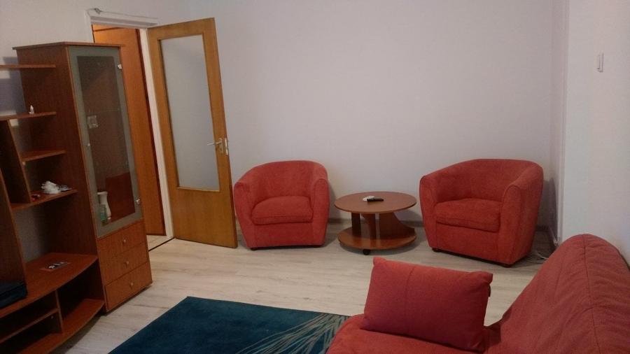 NICI NU ZICI CA ESTI LA BLOC - 3