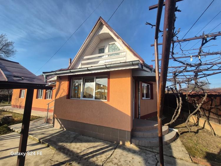 Casă cu anexă și teren generos de 1.600 mp – de vânzare în Dobreni - 2