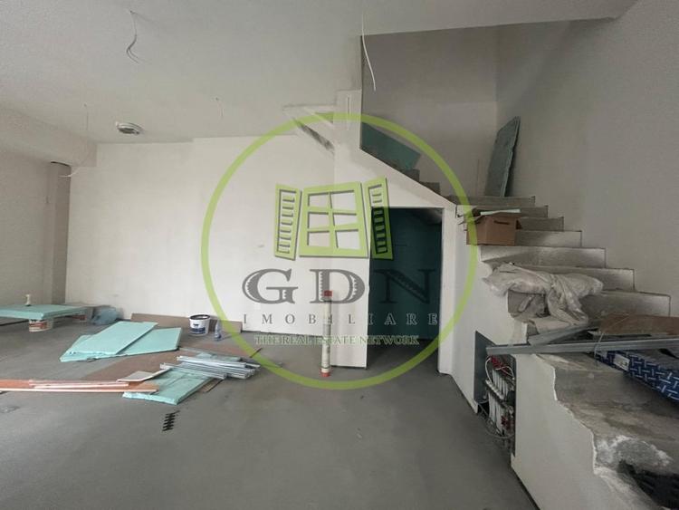 Spatiu comercial, 300mp, Central - 4