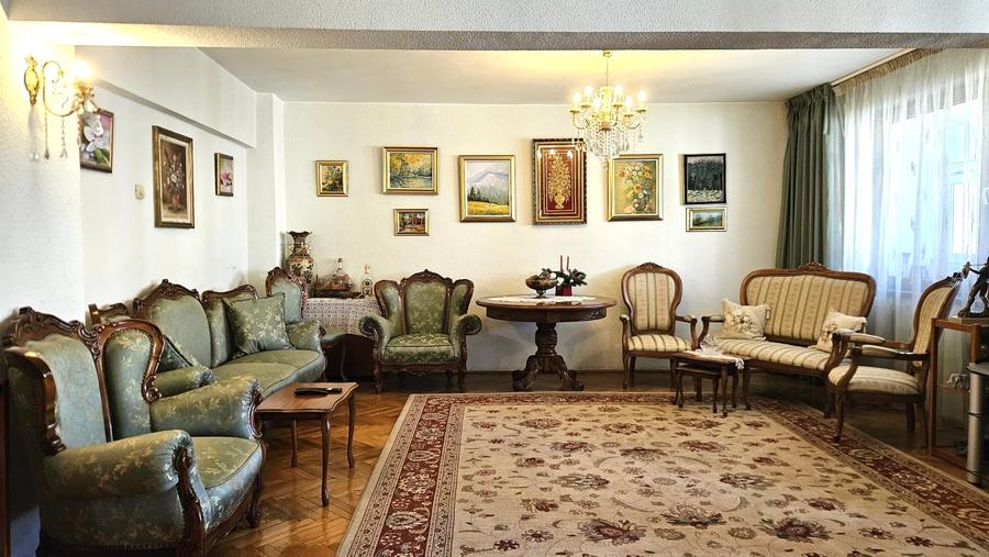 Vanzare 4 camere Bd. Decebal - 2