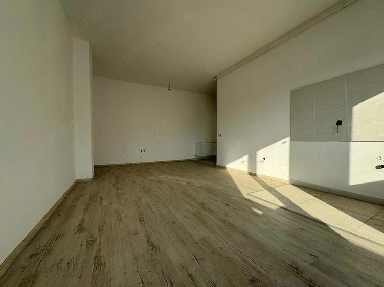 Vand garsoniera la parter, zona Tractorul-Brasov. - 3