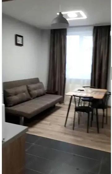 Garsoniera de inchiriat zona 1 Mai - 1