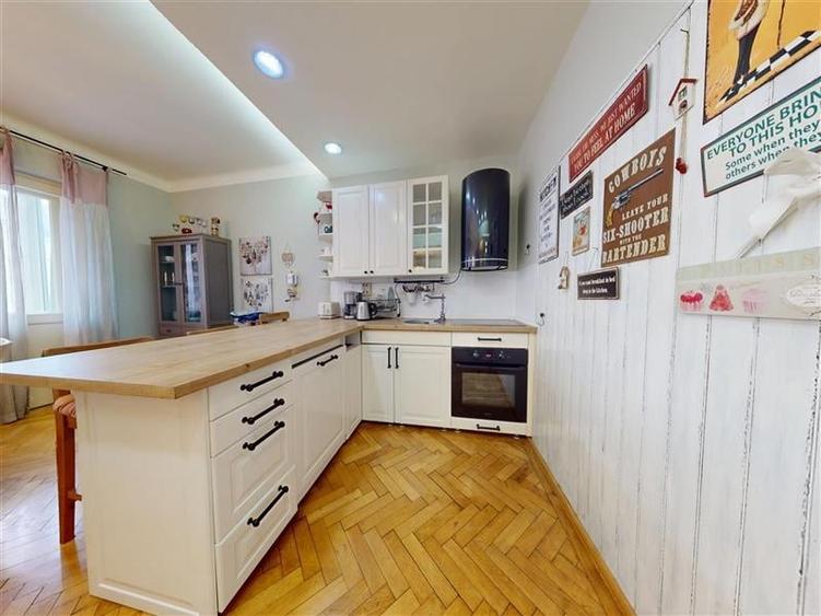 Tur LIVE! Proprietate regim special, Central, Brasov - 7