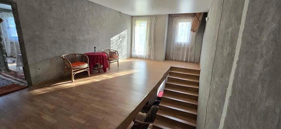 Casa in comuna Baita - 4