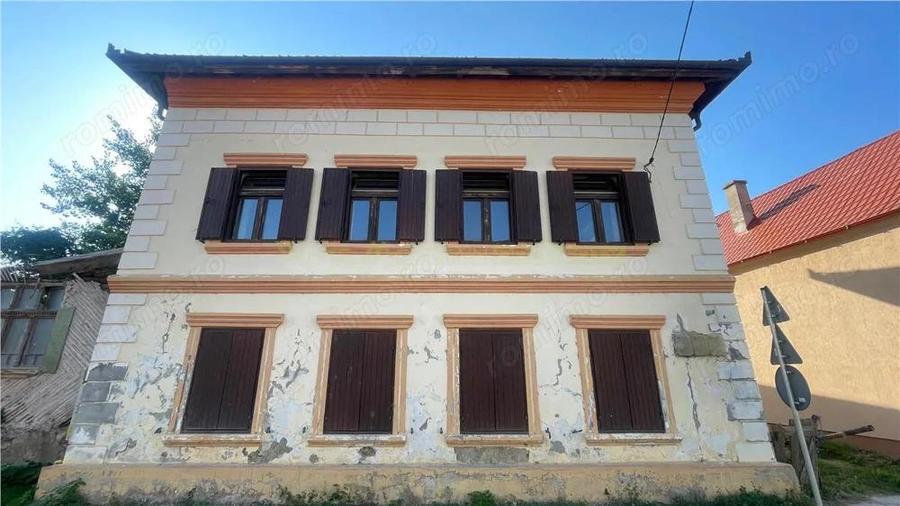 Casa speciala cu istorie de vanzare Jimbor | Fosta scoala - 1