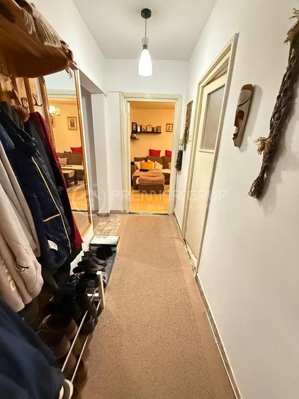 Etaj 2! Apartament 4 camere 2 băi, Tatarasi, decomandat - 11