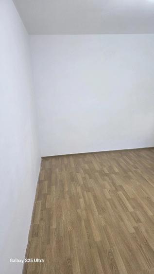 Apartament cu 2 camere semidecomandat în Horia