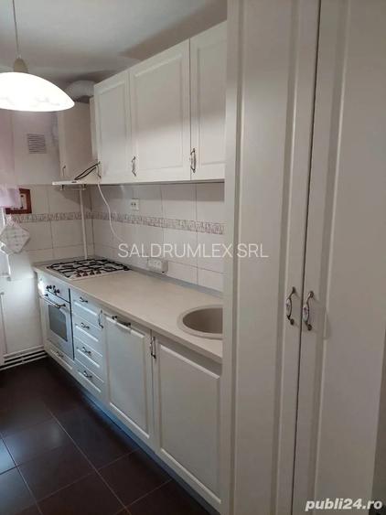 Inchiriez apartament