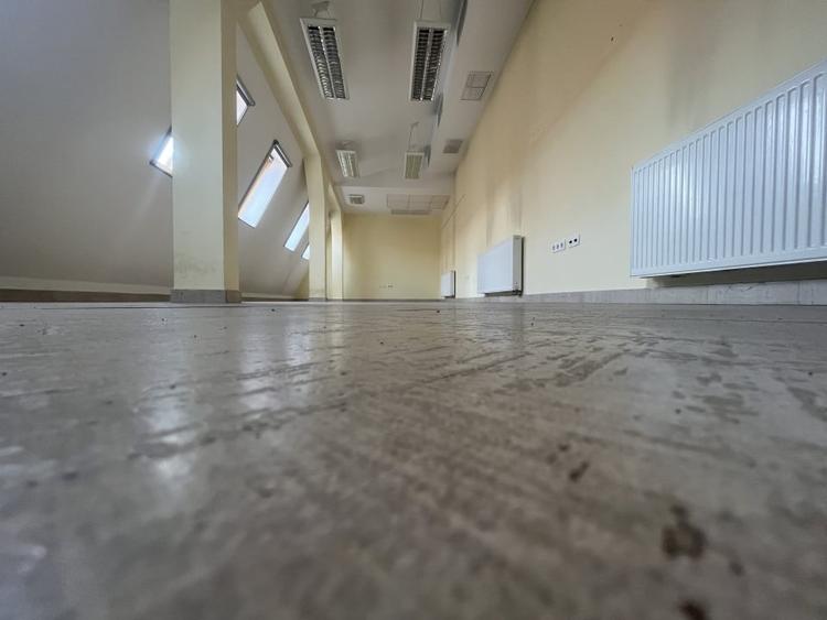 Spatiu birou central - 4