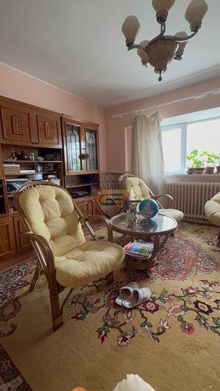 3 Camere, Capitol Bd Mamaia 81mp, 3 balcoane, etaj 4/4, centrala gaz, 2 bai, A/C - 2