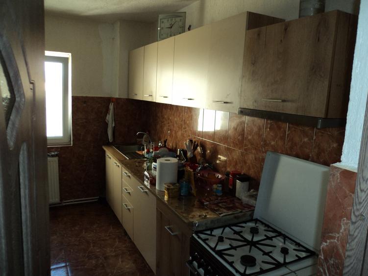 Apartament 4 camere, etaj 4, zona Kaufland  Libertatii - 6