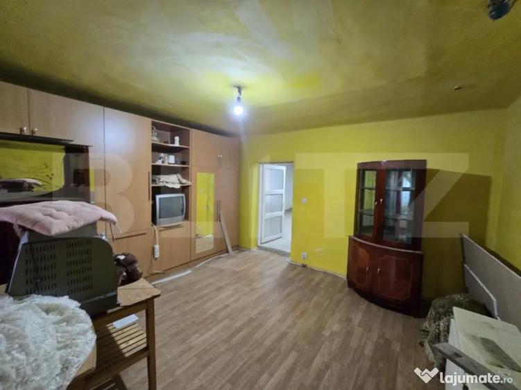 Casa cu 5 camere ?i teren de 461 mp, zona Poiana - 3