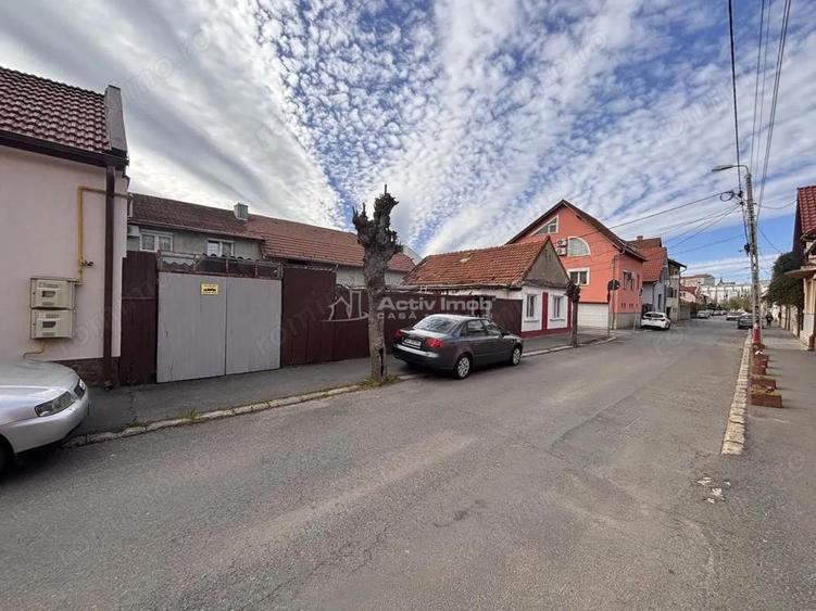 Casa cu dublu front in Cantemir oportunitate excelenta pentru renovare si investitie - 5