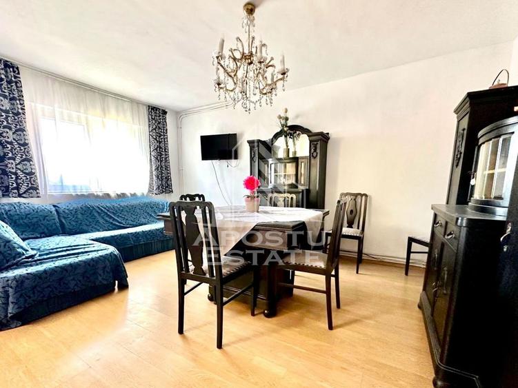 Apartament 4 camere zona centrala - 1