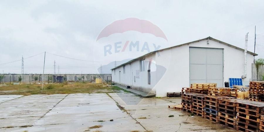 DE INCHIRIAT  HALA 450 mp  +  1000 mp platou betonat - ISALNITA - 4