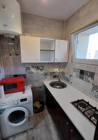 Garsoniera de vanzare | Titan | Metrou | bloc reabilitat | confort 2 - 4