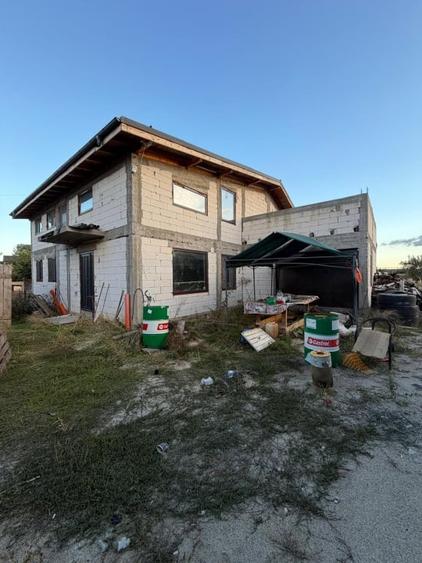 Casa , P+1, TEREN 1000 MP, Pielesti - 1