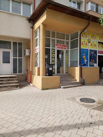 Spatiu comercial - de inchiriat Spatiu comercial - de inchiriat
