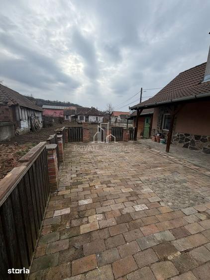 Casă cu 2 camere cu Teren 582 Mp în Saschiz