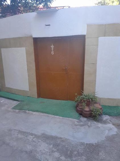 Vand apartament la casa parter zona Sinaia - 1