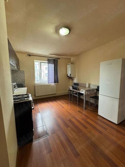 Garsoniera de inchiriat in zona Bartolomeu - 4