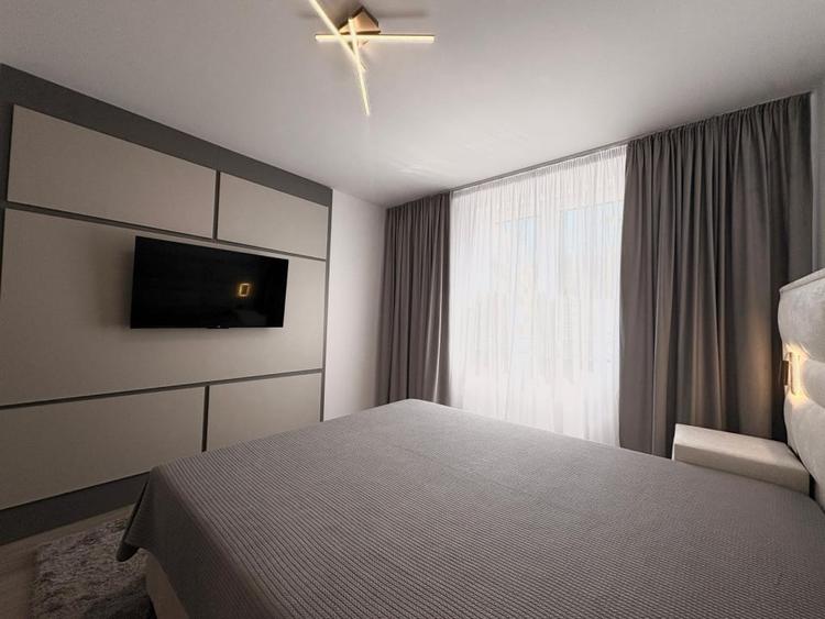 Apartament cu 3 camere, regim vila, Tractorul - 10