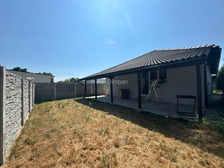 Casa individuala, 4 camere,  117mp utili, teren 380mp  - Sag