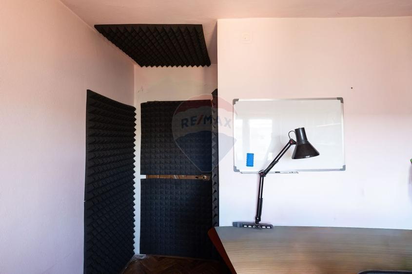 Apartament cu 5 camere de vânzare în zona Cetate - 10