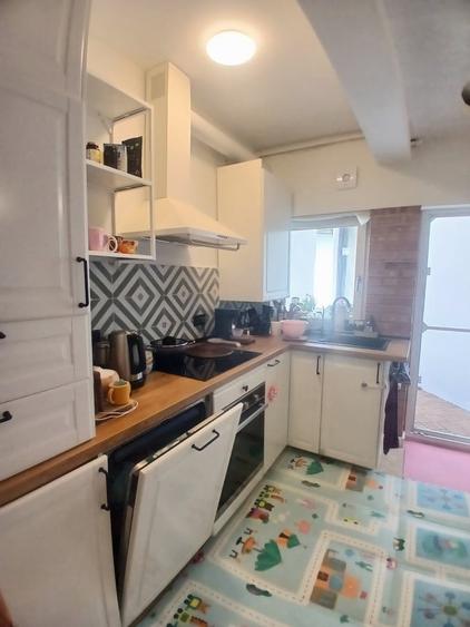 Apartament cu 3 camere decomandat în Eroii Revoluției