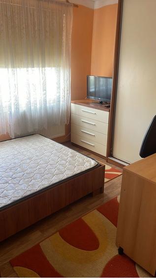 Inchiriez apartament 3 camere, lebada - 1
