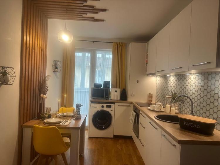 Oportunitate !!! Apartament 42 mp. cu 2 dormitoare  compartimentat excelent ! - 5