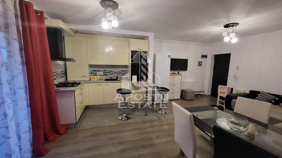 Apartament cu 3 camere,terasa,parter,Dumbravita Cora - 8