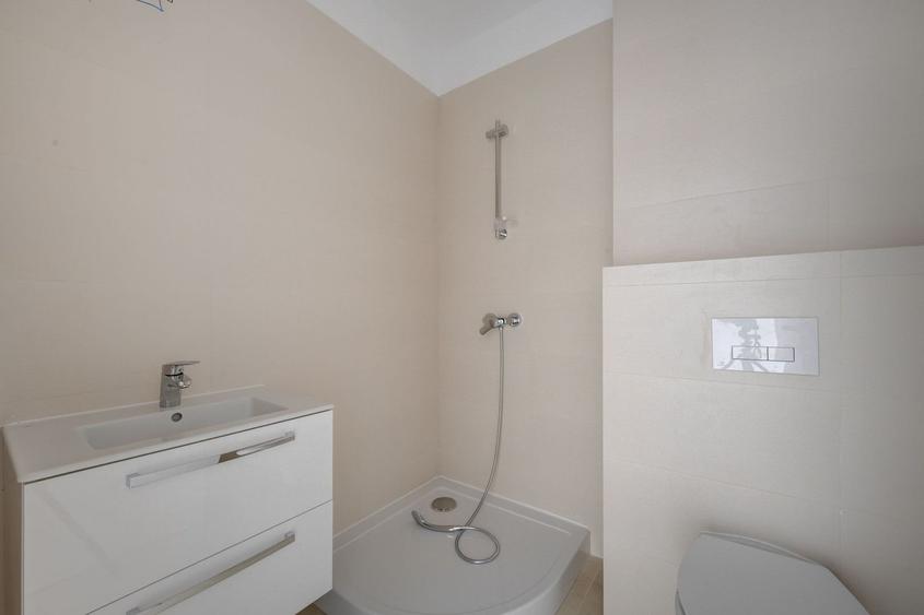 3 CAMERE VEDERE SUPERBA SPRE LAC BLOC NOU FINALIZAT TERASA GENEROASA - 13