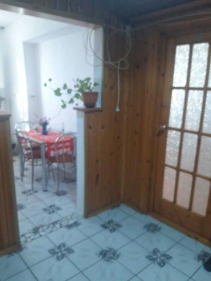 De Vanzare Apartament 2 Camere - 1