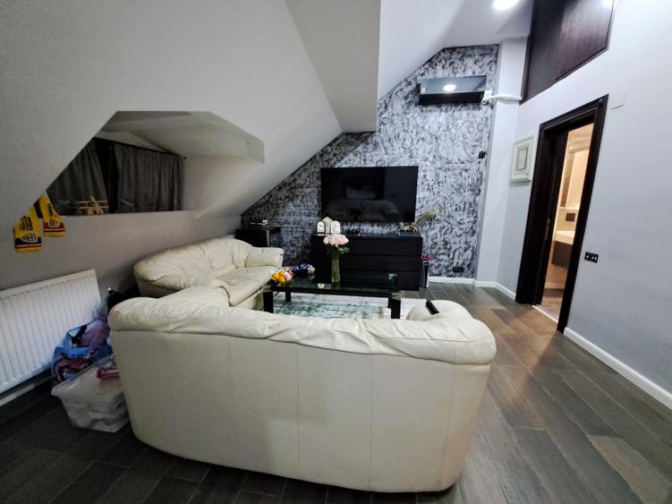 APARTAMENT 5 CAMERE CU SCARA INTERIOARA IN VILA - ANVELOPATA TERMIC ANUL CURENT - 41