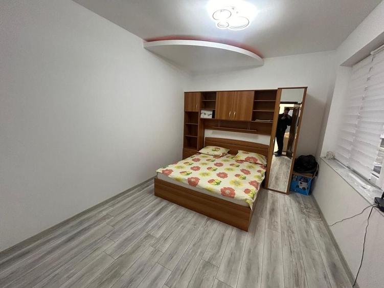 2 Camere Piata Constitutiei + Loc de Parcare - 3