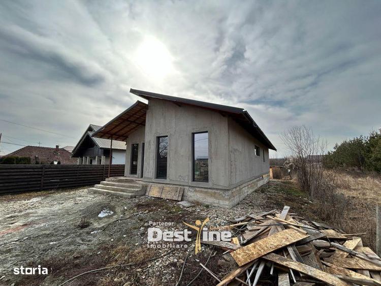 Casa Girov 100mp 56.000 560mp Teren - 12
