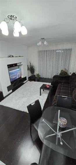 Tampa Garden, Brasov - 1