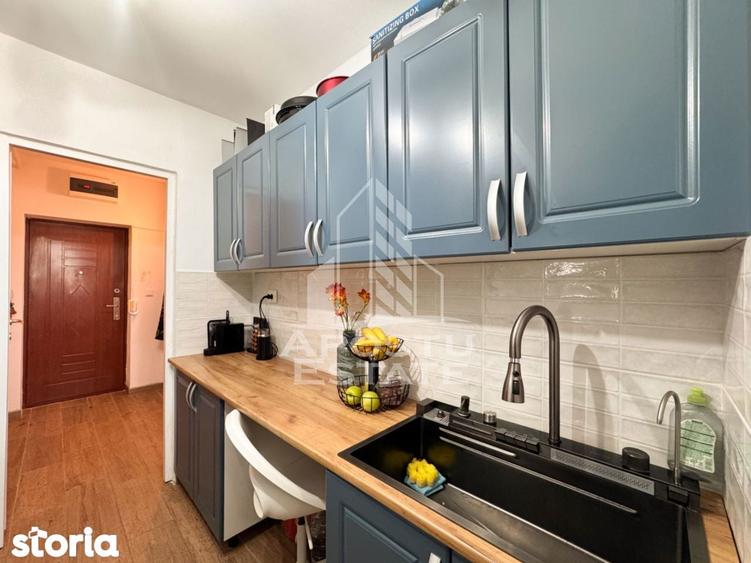 Apartament 2 camere, renovat, etaj 8, panoramica, Stadion - Hunedoara - 3