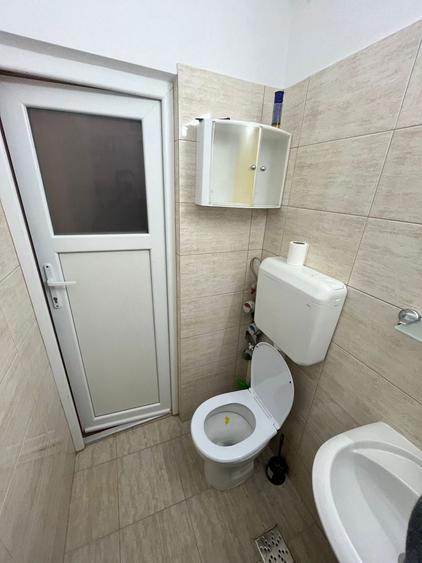 Inchiriez garsoniera zona centrala Piata Alba Iulia - 1